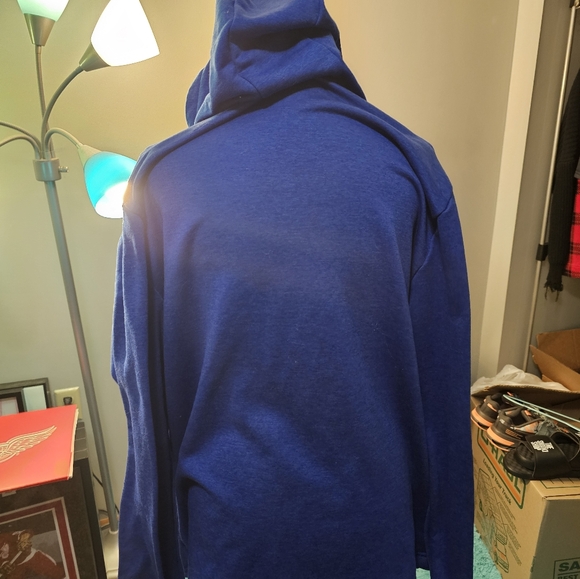 Under Armour Hoodie - Picture 3 of 4